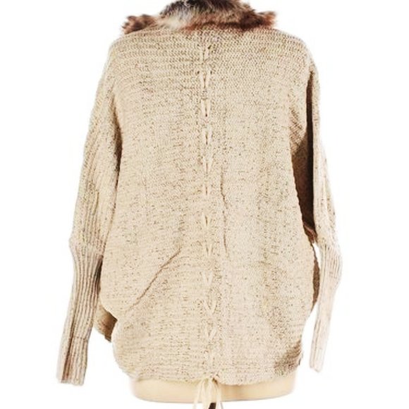 Women Loose Fur Collar Sweater Batwing Sleeve Knit - Picture 2 of 6